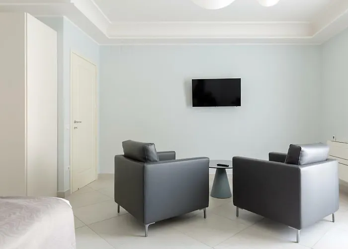 Dioniso\'S Luxury Apartments Municipio